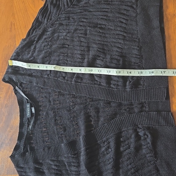 Torrid Black Textured Shrug Cropped  Cardigan Size 2X - Picture 3 of 9